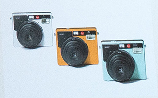 Leica-Instant-Sofort-Camera-4.jpg