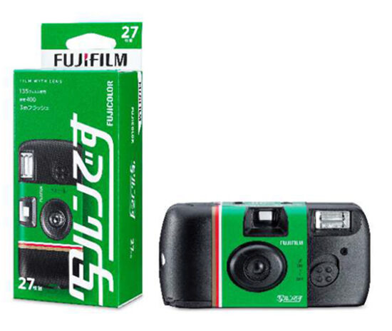 FUJIFILM スナップフィルムカメラ 27枚撮り 4個セット　期限切れ news_177_02-550x464.jpg